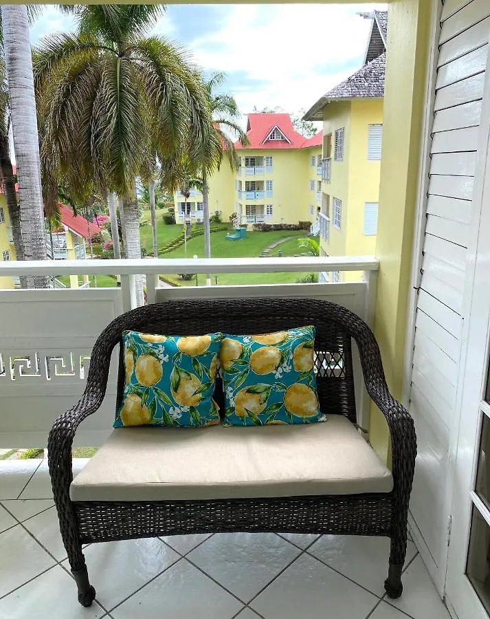 Serenity At Mystic Ridge Ocho Rios 0*,